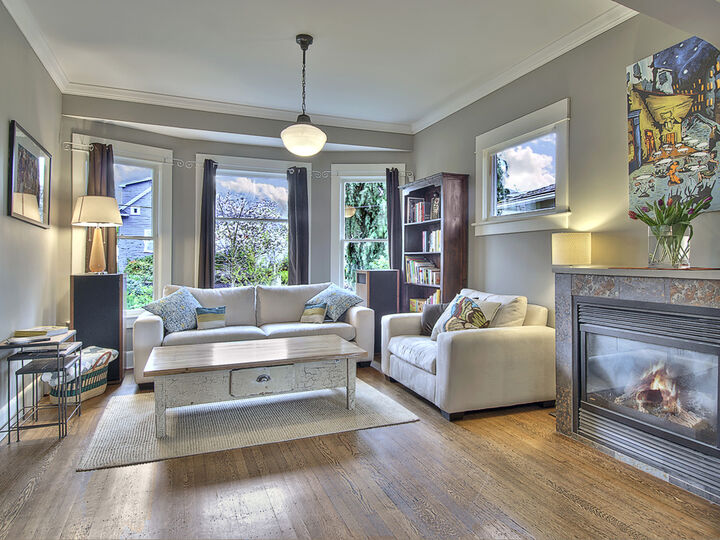 Property Photo: 825 31st Ave WA 98122