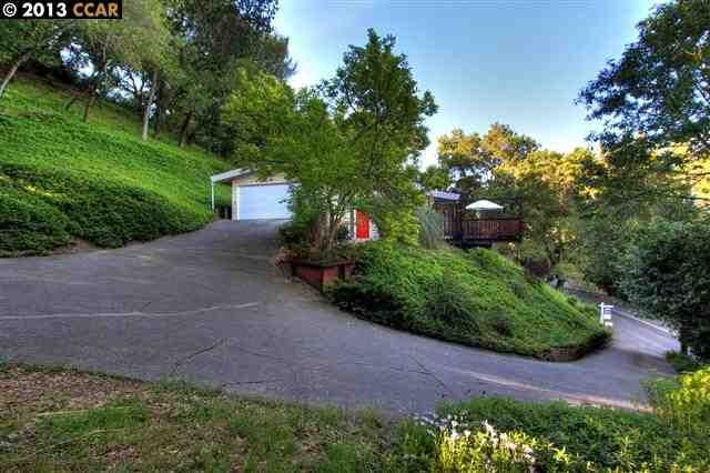 Property Photo:  420 Miner Road  CA 94563-1405 