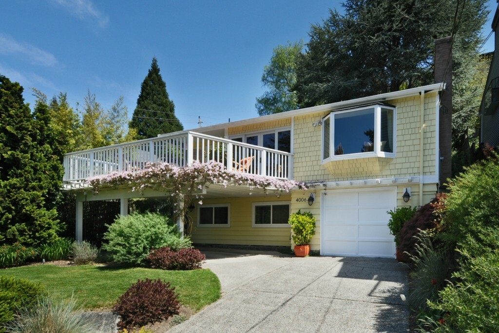 Property Photo: 4006 57th Ave SW WA 98116