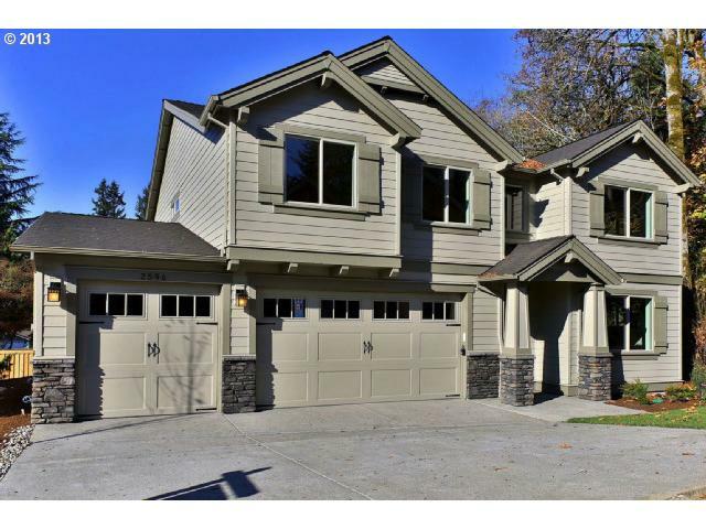 Property Photo:  2596 Debok Ct  OR 97068 