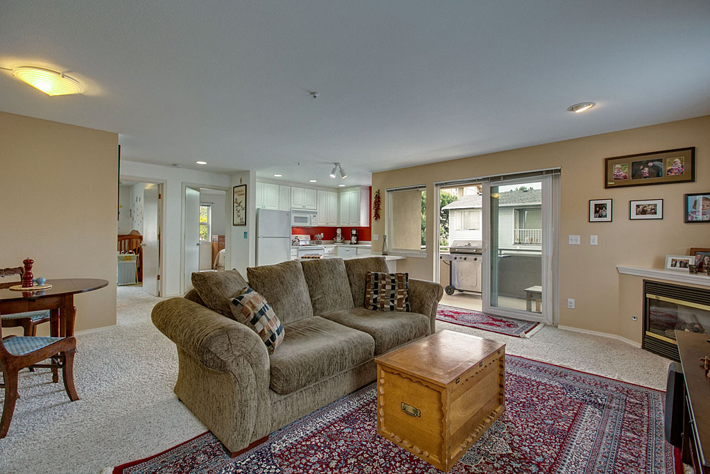 Property Photo:  2422 NW 58th St 202  WA 98107 