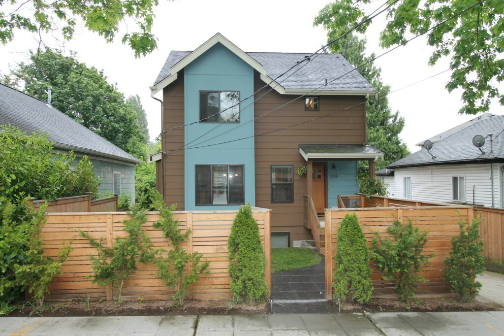 Property Photo:  726 26th Ave S  WA 98144 