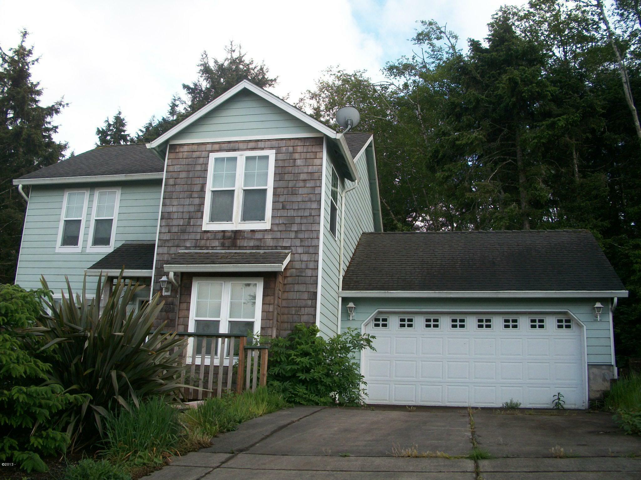 Property Photo:  2473 NE 27th Drive  OR 97367 