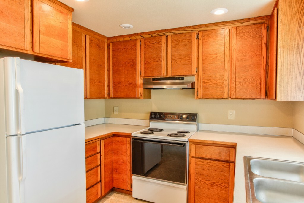 Property Photo: 329 N 23rd St WA 98273