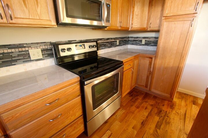 Property Photo: 3209 45 Ave SW WA 98116