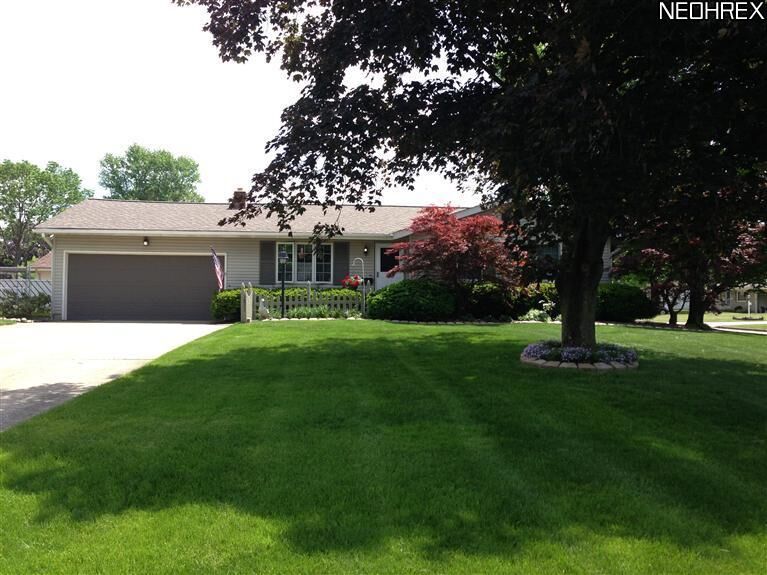 Property Photo:  1825 Innwood Drive  OH 44515 