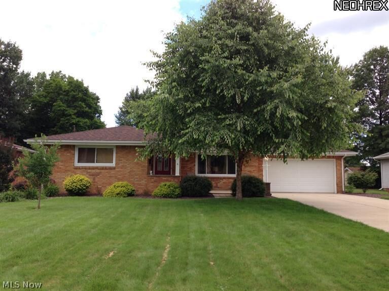 Property Photo:  1058 Yolanda Place  OH 44515 