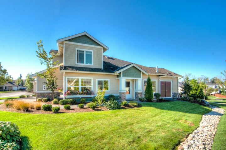 Property Photo:  2514 85th Dr NE Z3  WA 98258 