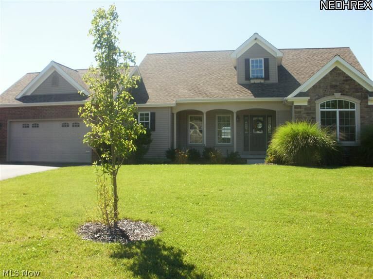 Property Photo: 4164 Nicolina Way OH 44406
