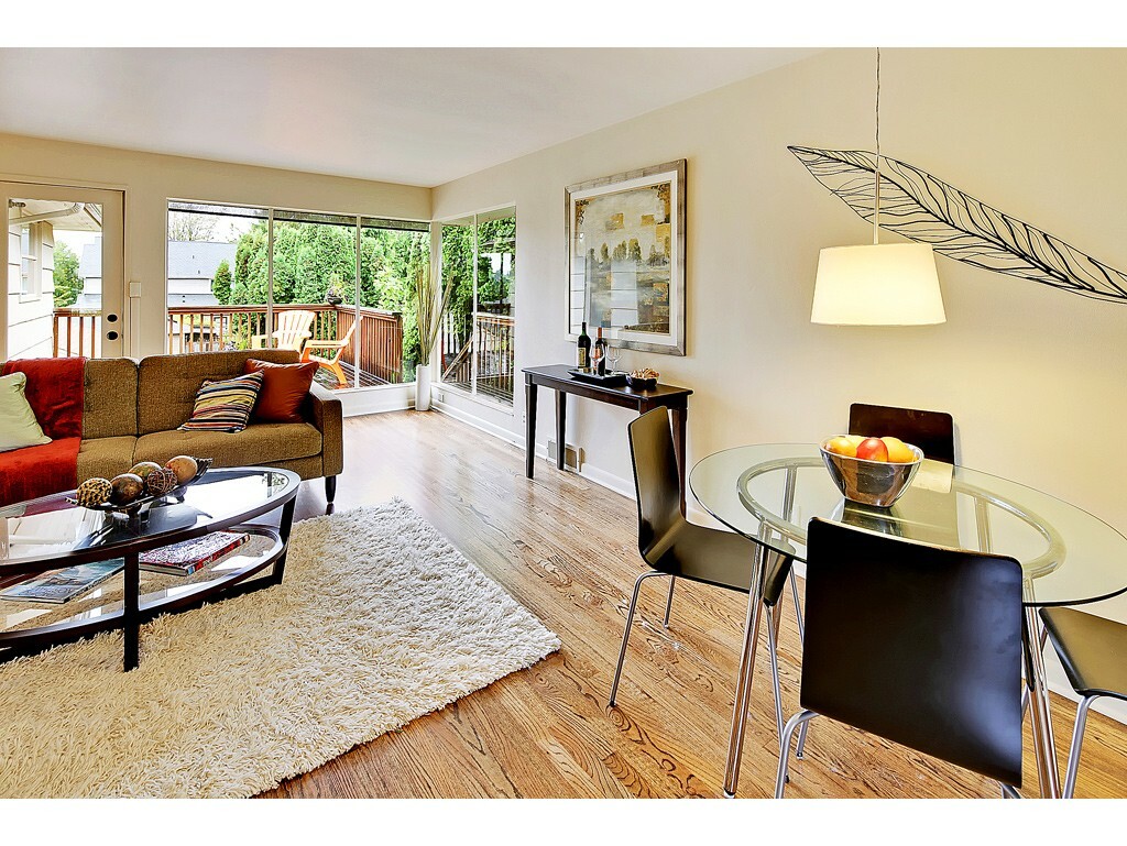 Property Photo: 10515 2nd Ave NW WA 98177