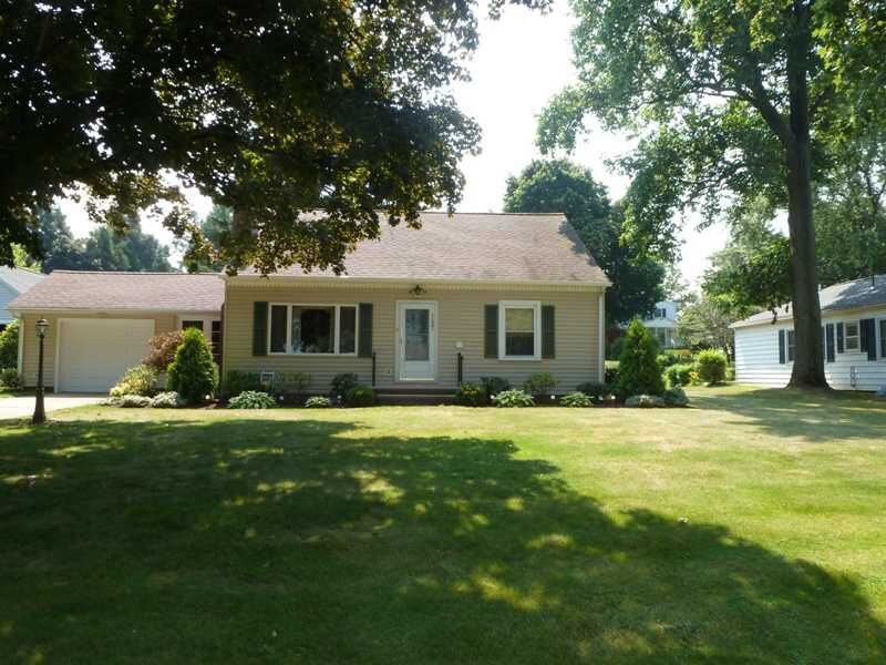 Property Photo: 11041 S Shore Avenue PA 16428
