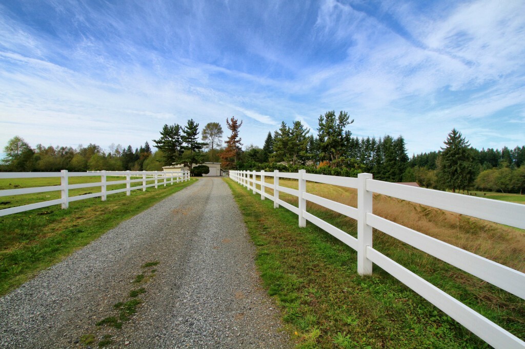 Property Photo:  5125 246th St NE  WA 98223 