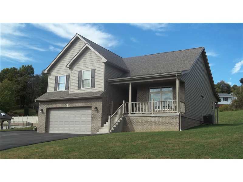 Property Photo:  2030 Lexington Drive  PA 15425 