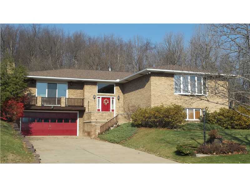 Property Photo:  2020 Revere Drive  PA 15425 