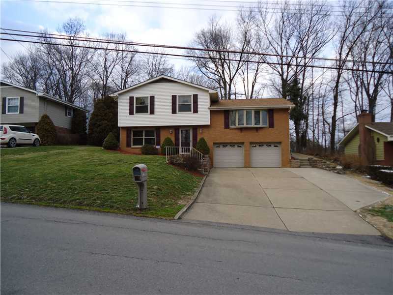 Property Photo:  110 Wessex Hills Drive  PA 15108 