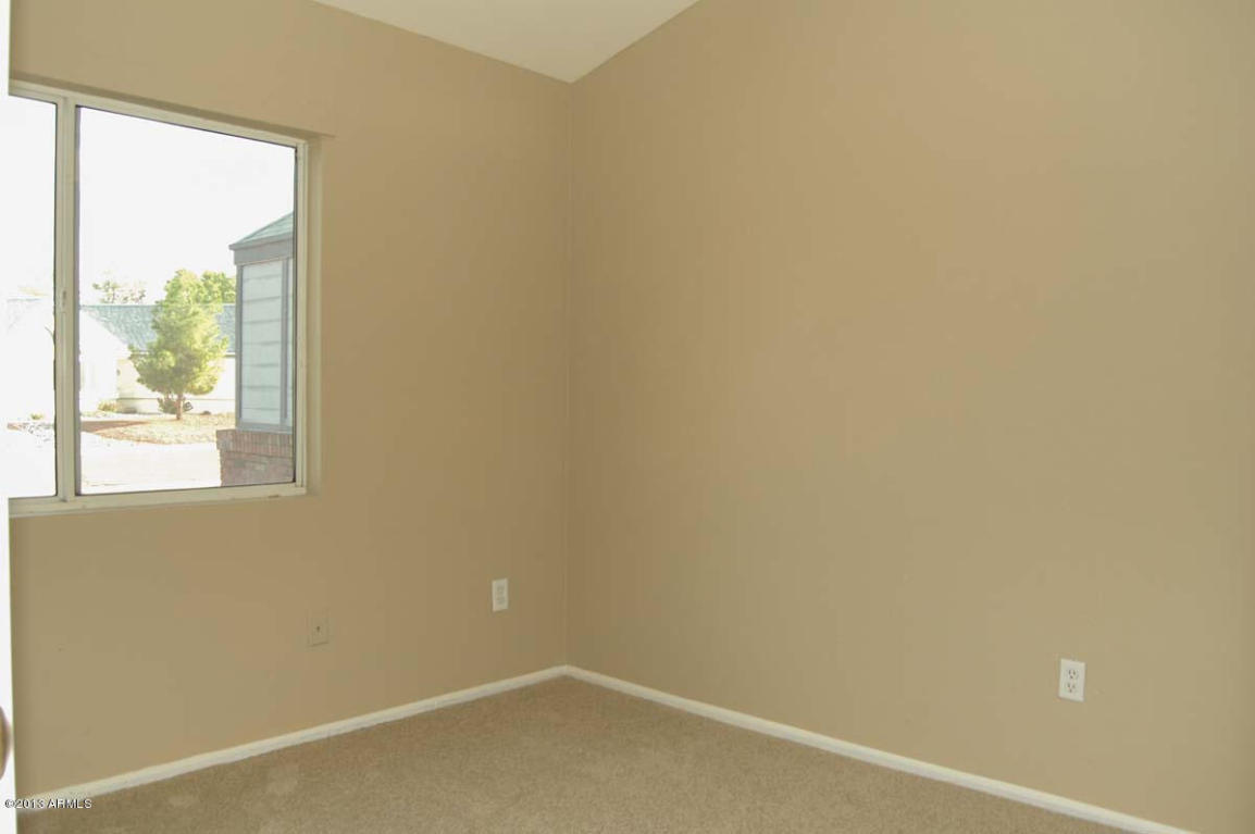 Property Photo: 4831 W Julie Drive AZ 85308