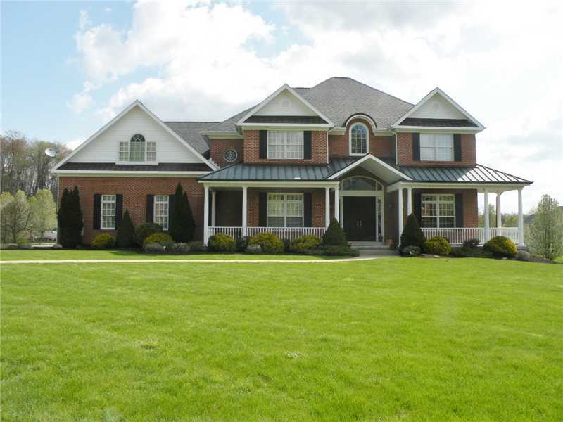 Property Photo: 210 Canterwood Drive PA 15367