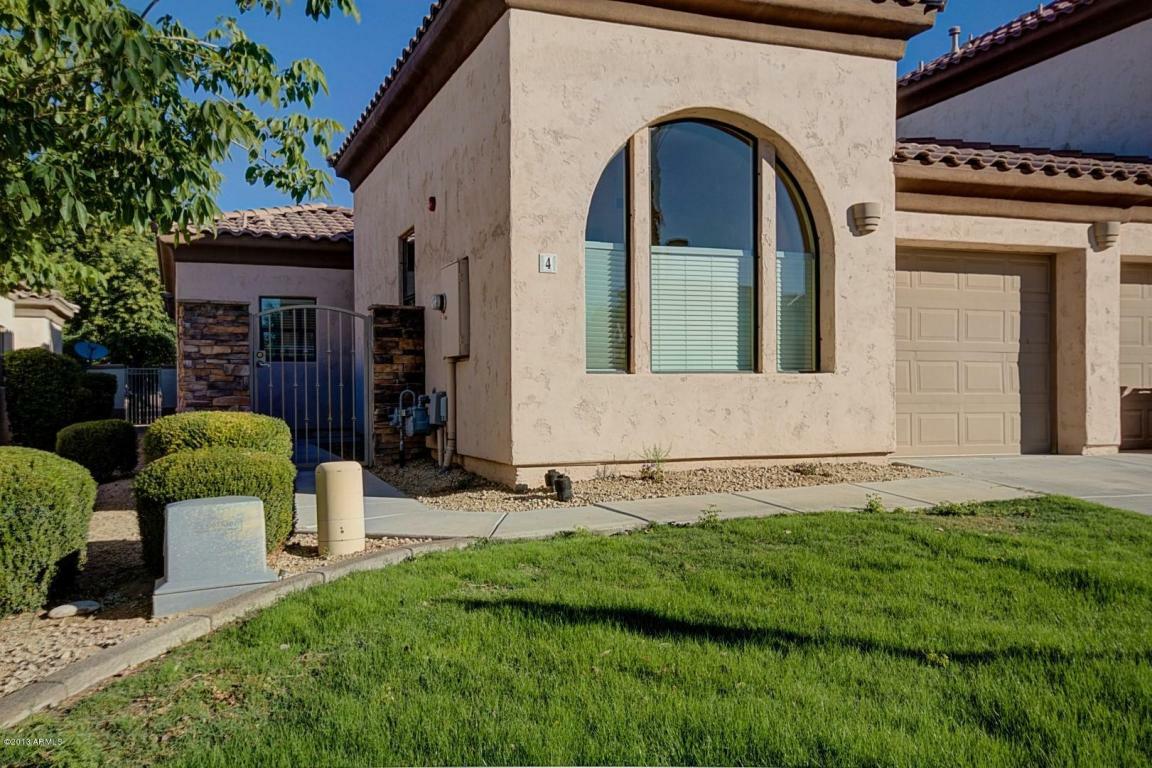 Property Photo:  150 N Lakeview Boulevard 4  AZ 85225 