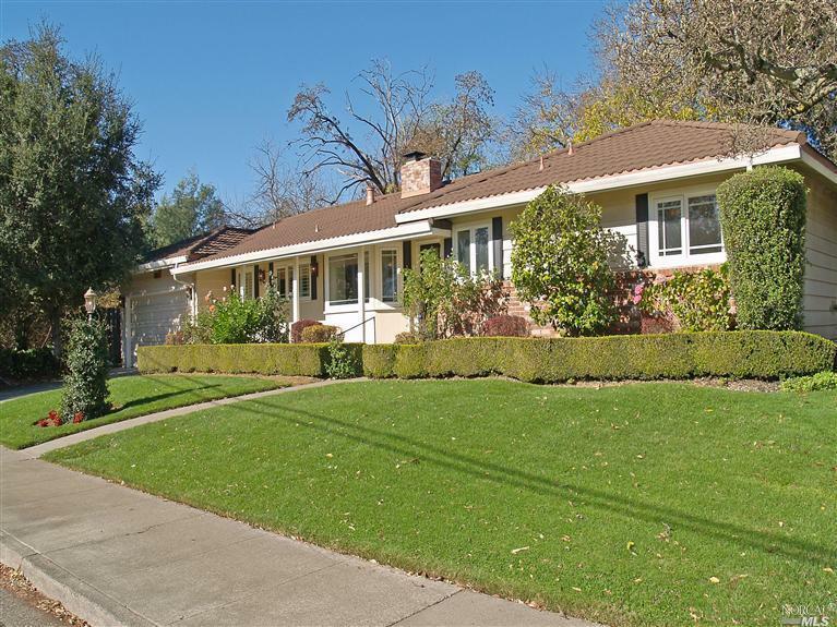 Property Photo:  2903 Hartley Dr  CA 95405 