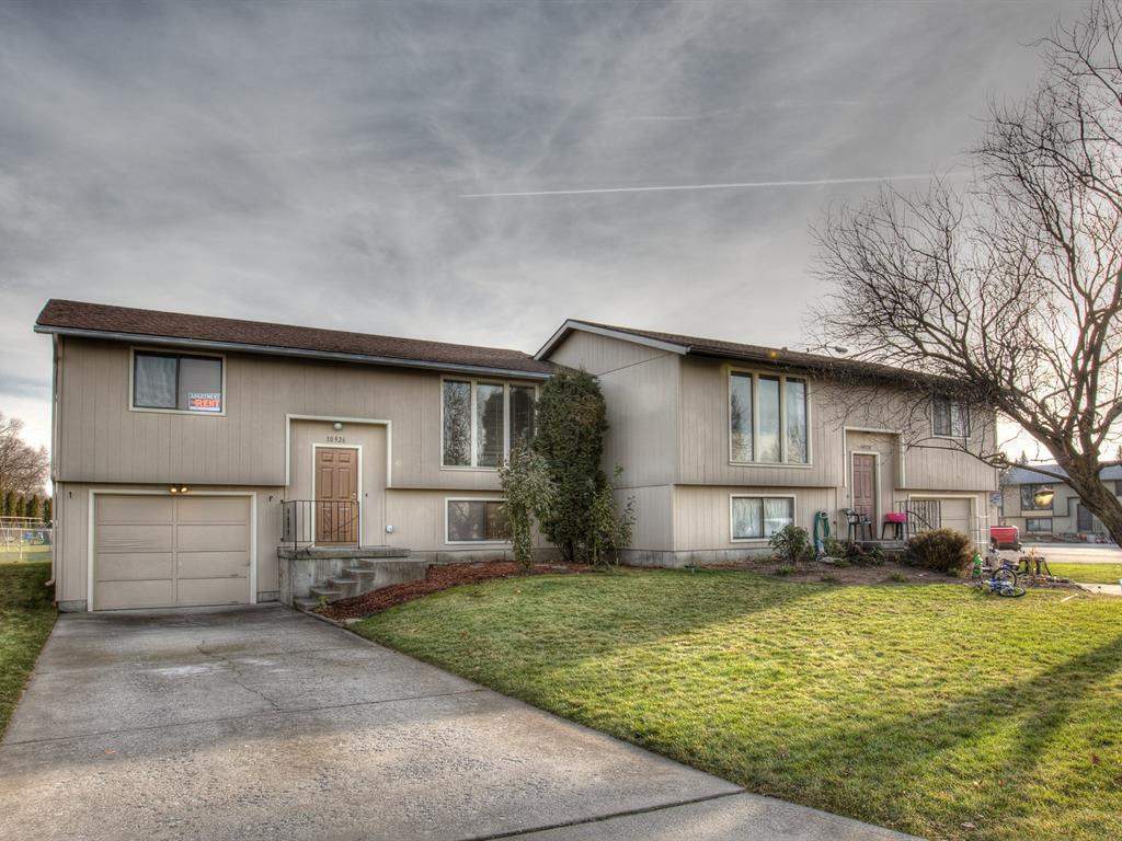 Property Photo: 10926 E Augusta Ct 10924 E Augusta Ct WA 99206