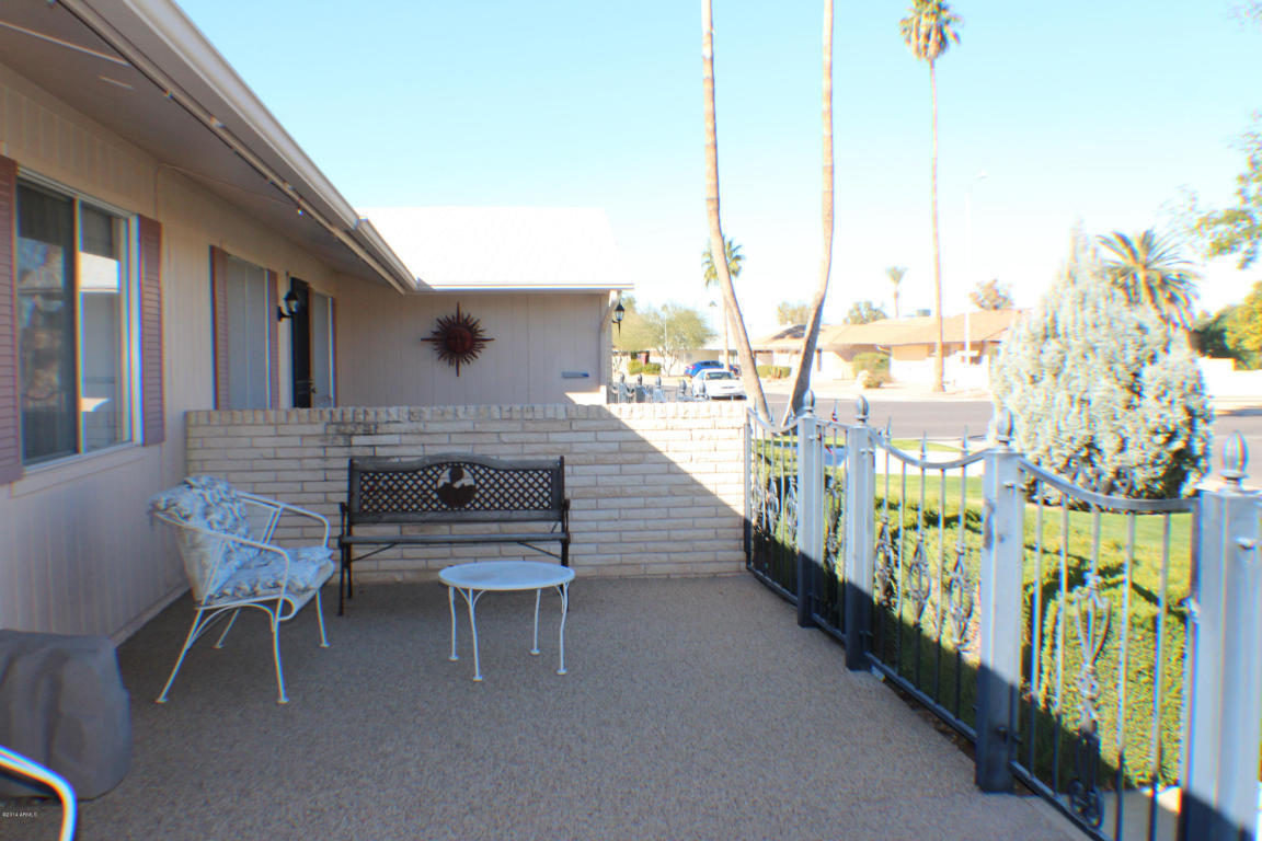 Property Photo: 10661 W Tropicana Circle AZ 85351