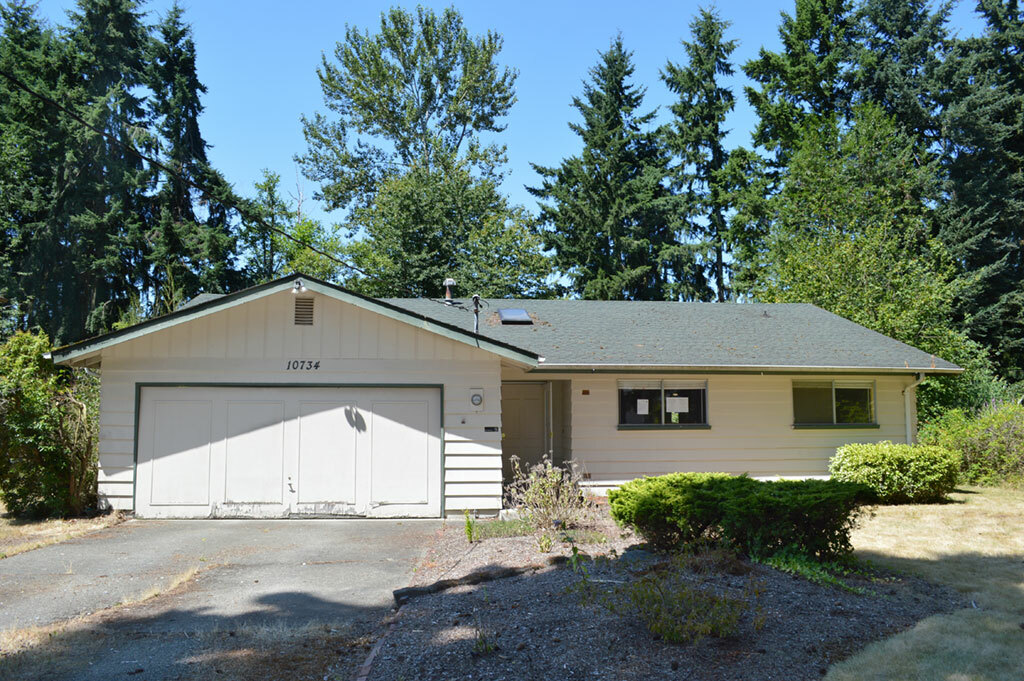 Property Photo:  10734 Rampart Dr E  WA 98374 