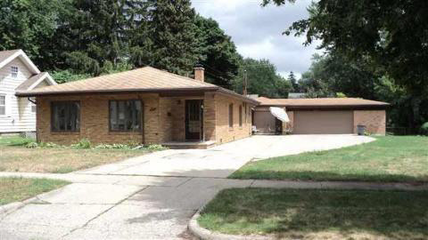 Property Photo:  1111 S Grinnell  MI 49203 