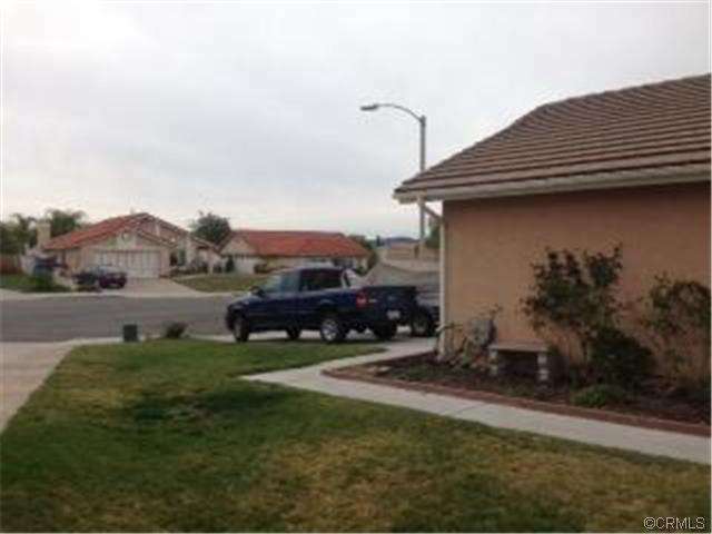 Property Photo: 25444 Pistache Court CA 92563