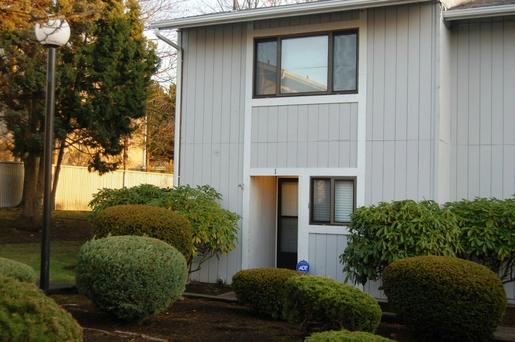 Property Photo:  10600 SE 256th St A-1  WA 98030 