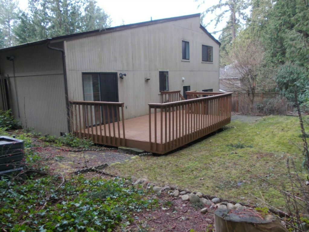 Property Photo:  14707 60th Place W  WA 98026 