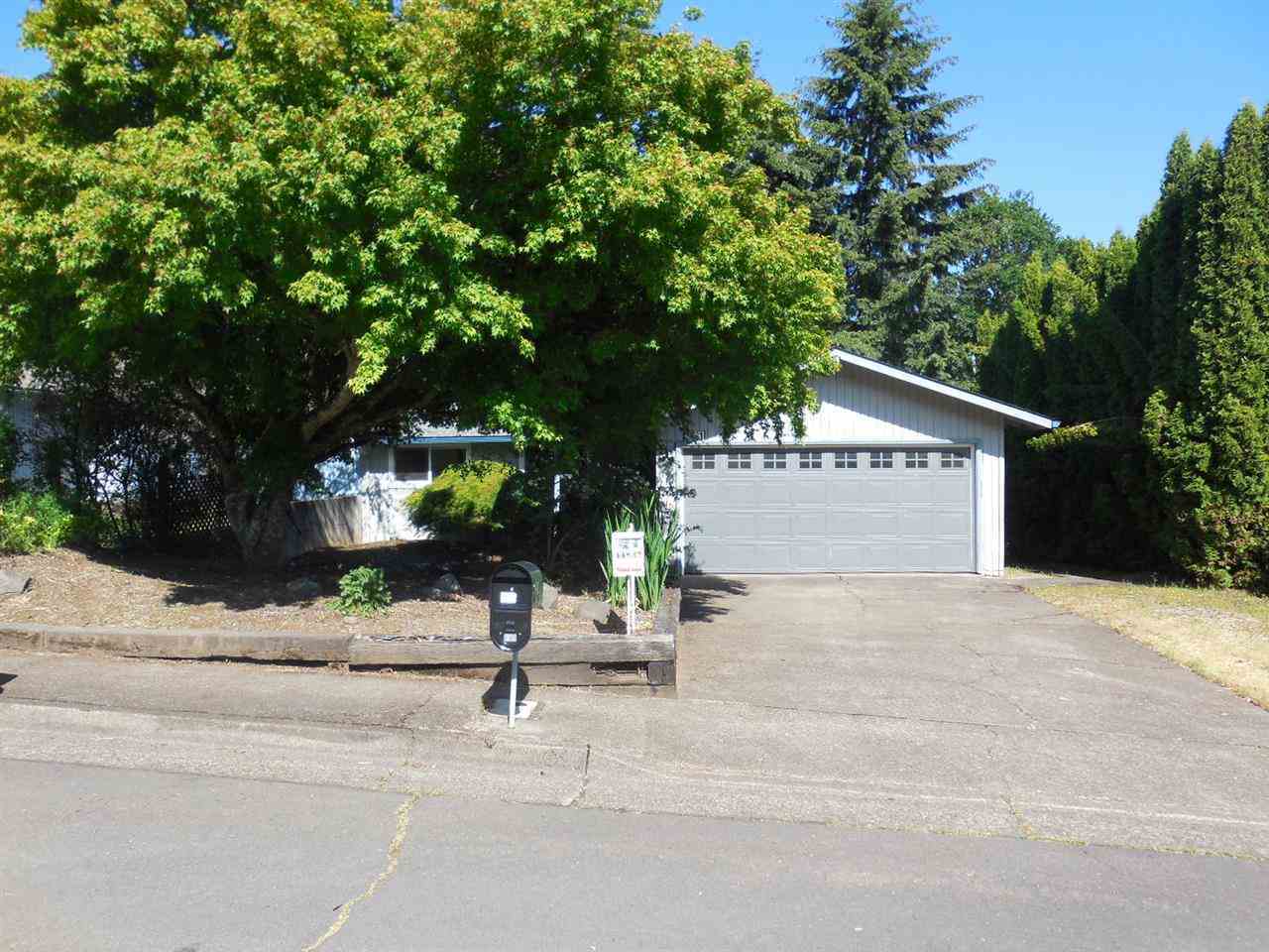 Property Photo:  2661 NW Princess St  OR 97330 