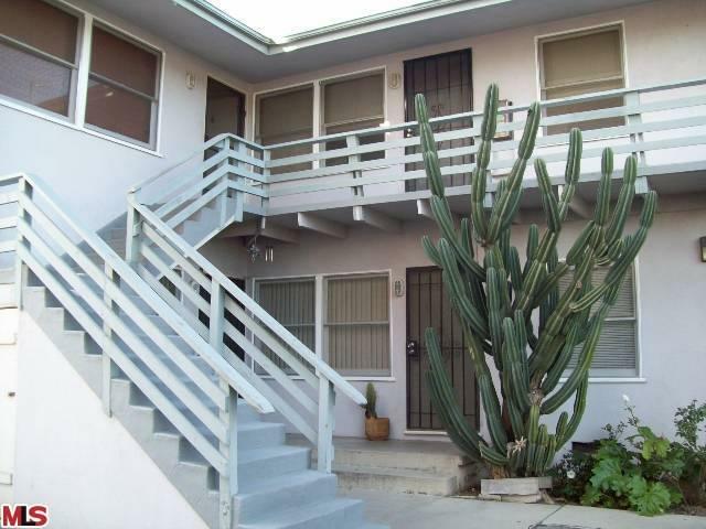 Property Photo:  12021 Louise Ave  CA 90066 