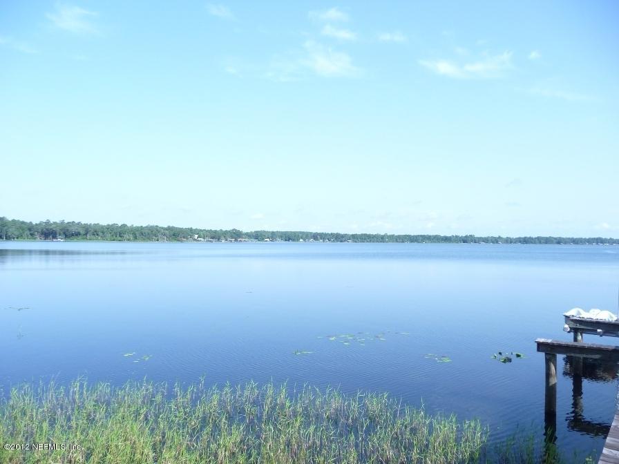 Property Photo: 121 Pocahontas Road FL