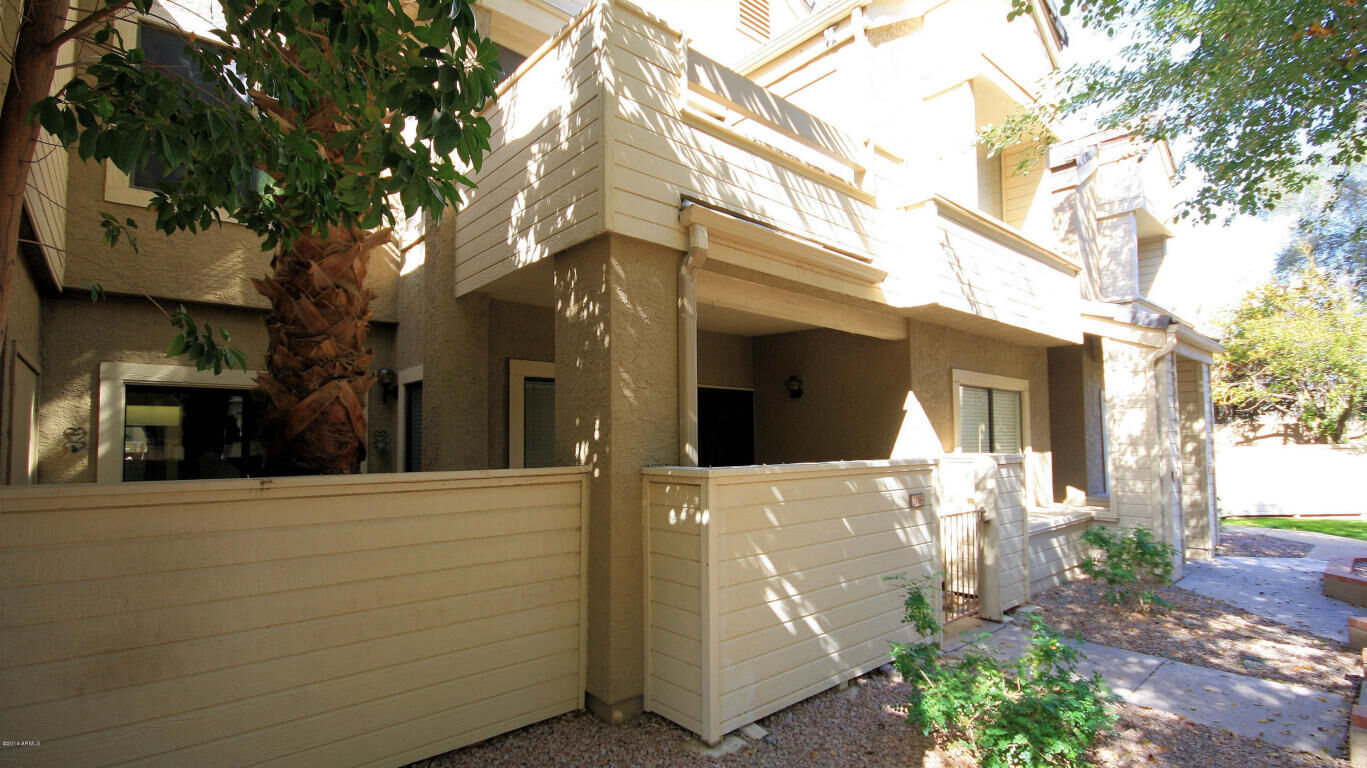 Property Photo:  2035 S Elm Street 108  AZ 85282 