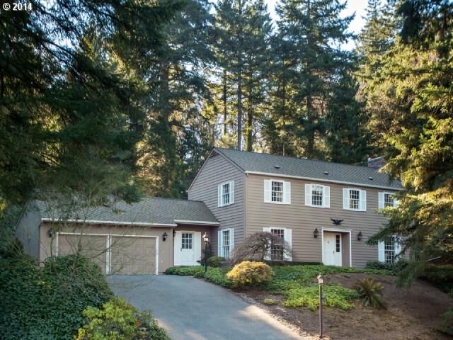 Property Photo:  2237 SW Humphrey Park Rd  OR 97221 