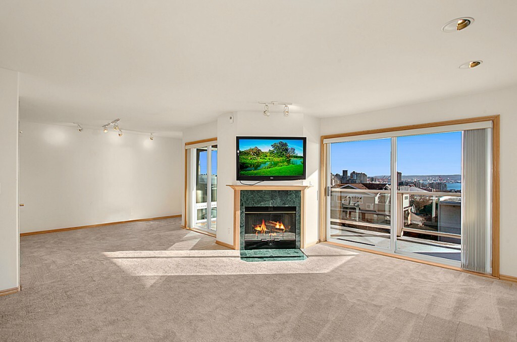 Property Photo:  12 Ward St A303  WA 98109 