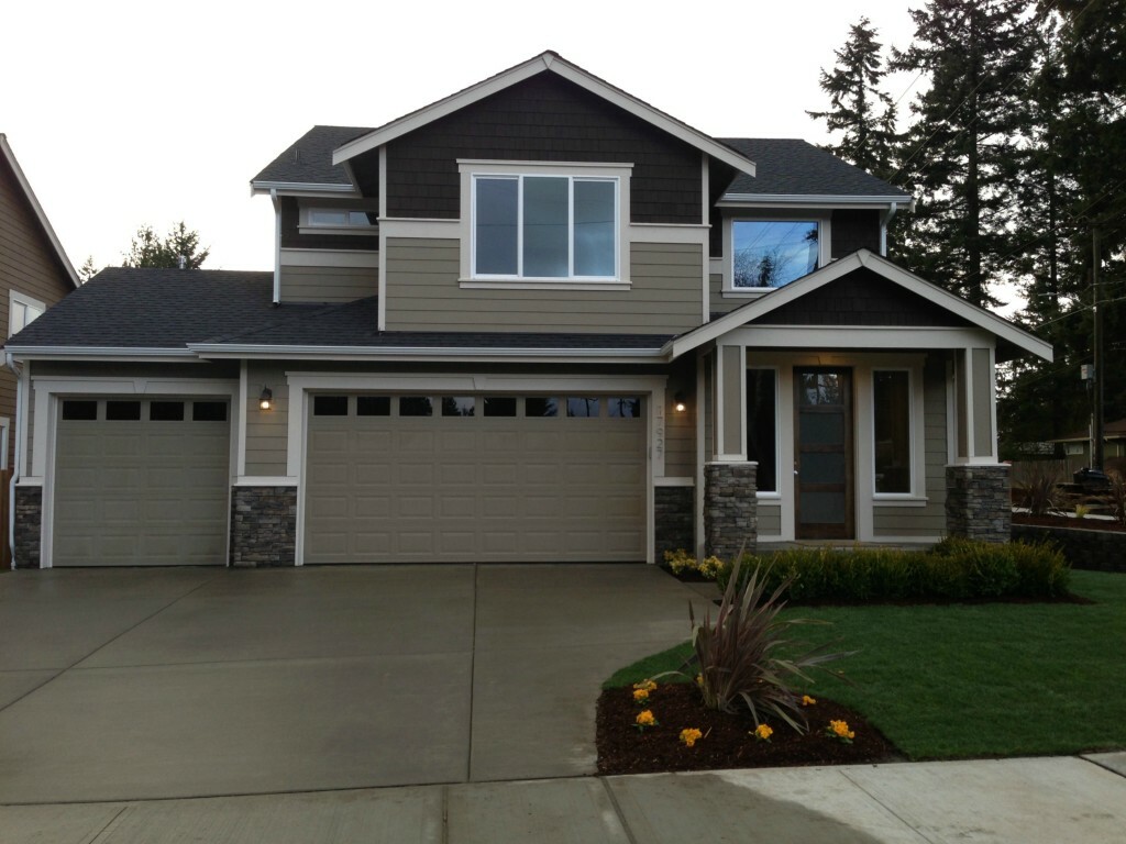 Property Photo:  17927 1st Ave NE  WA 98155 