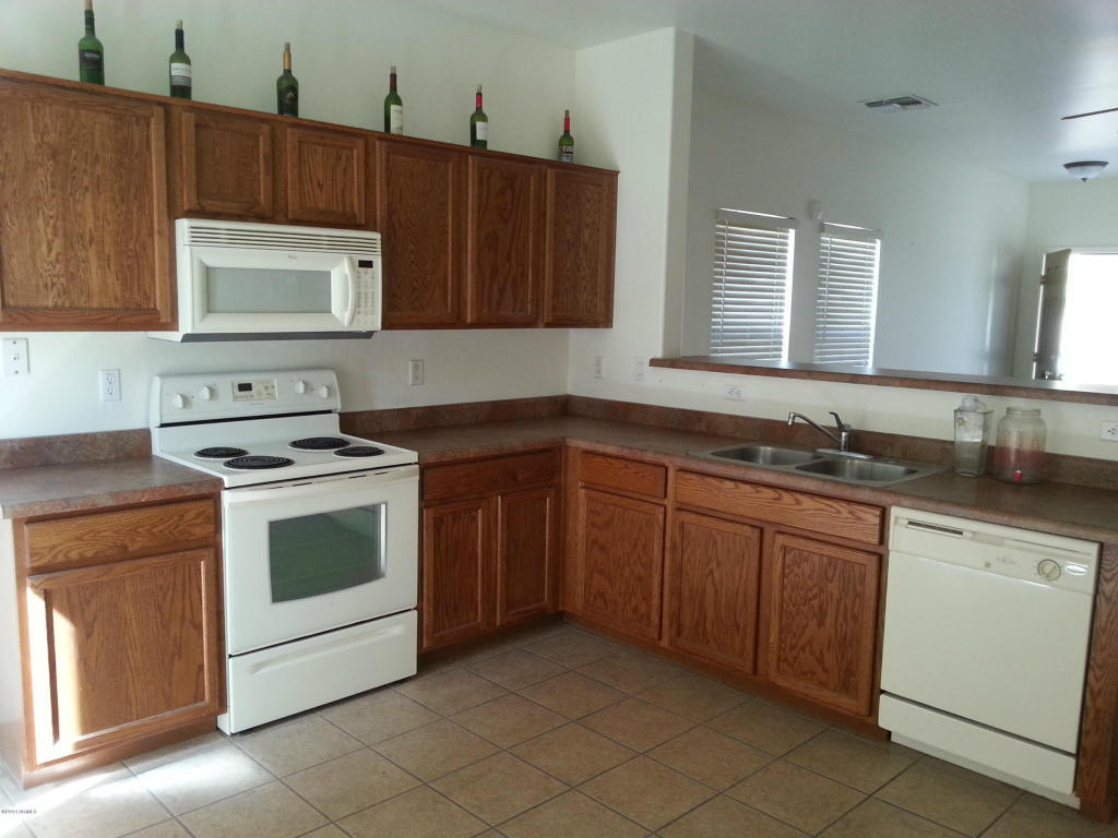 Property Photo: 7041 W Downspell Drive AZ 85345