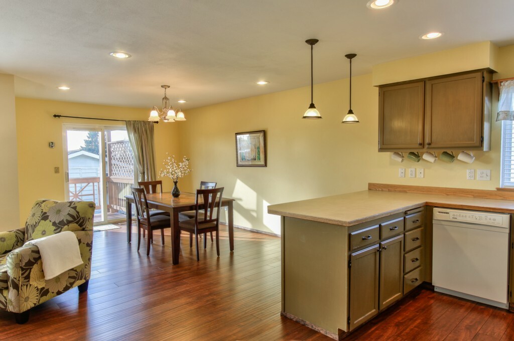Property Photo: 227 S 27th Street WA 98274