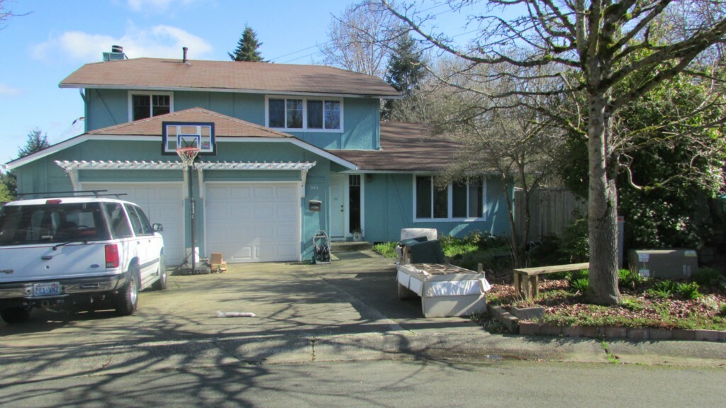 Property Photo:  554 19th Place  WA 98033 