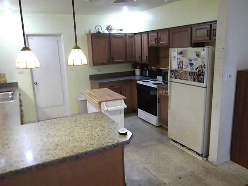 Property Photo:  806 Whitfield Avenue  FL 34243 