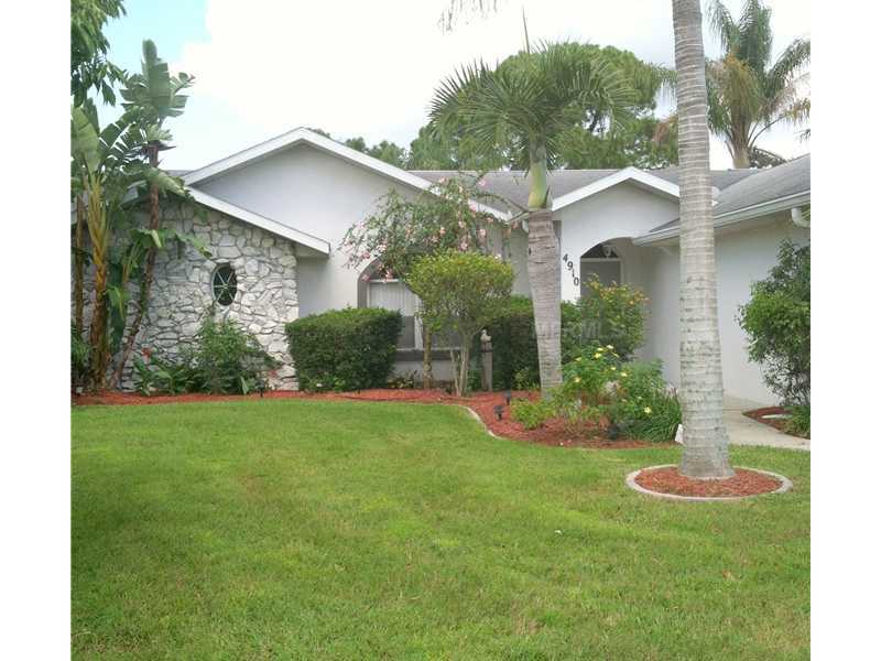 Property Photo:  4910 35th Court E  FL 34203 