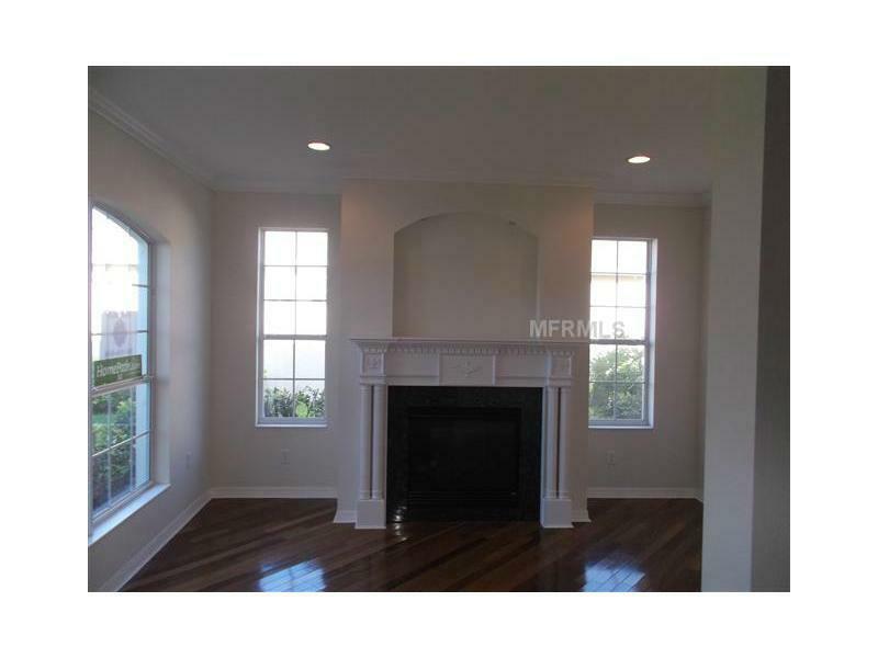 Property Photo: 8127 Coates Row Place FL 34201