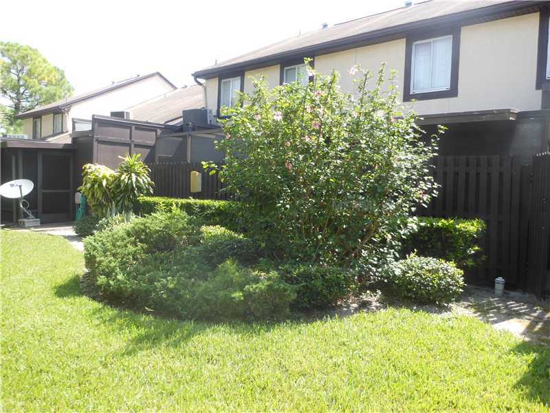 Property Photo:  305 Bough Avenue  FL 33760 