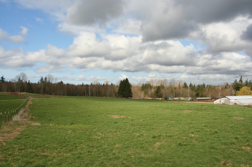 Property Photo: 5540 East Rd WA 98226