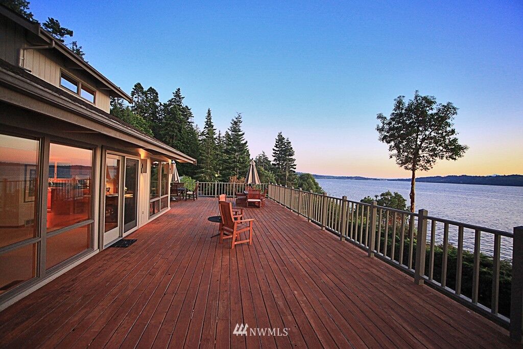 Property Photo:  4466 East Harbor Road  WA 98249 