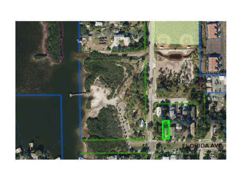 Property Photo: 815 Florida Avenue FL 34683