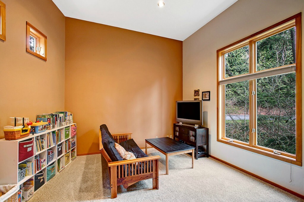 Property Photo: 6520 E Mercer Way WA 98040