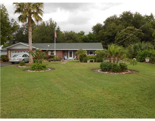 Property Photo: 127 Hampden Road FL 33884