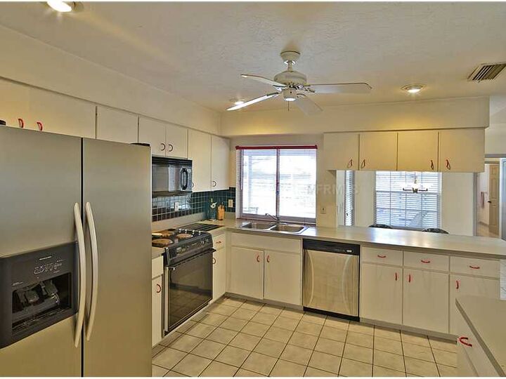 Property Photo: 4495 Diamond Circle E FL 34233